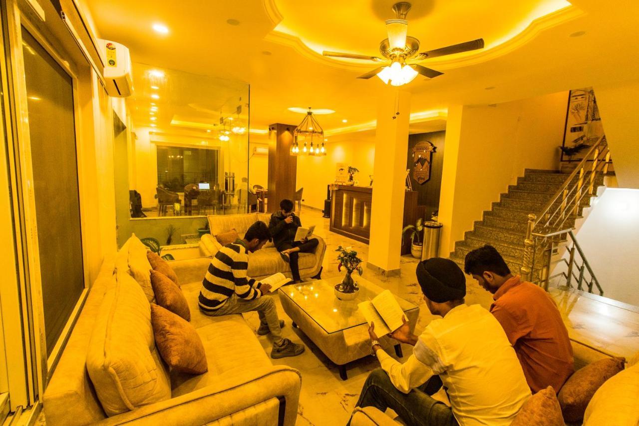 Hostel Backpacker Duniya Rishīkesh Exterior foto